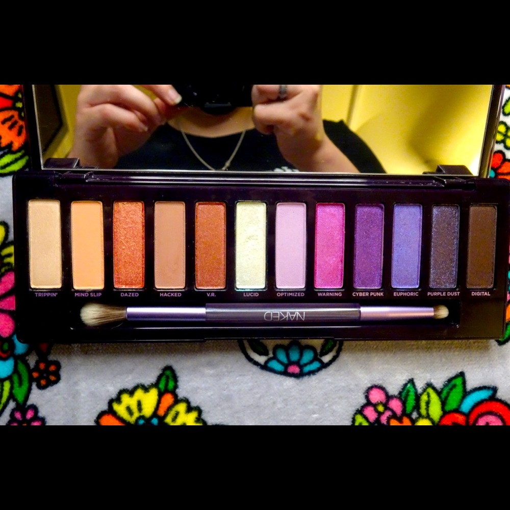Urban Decay ultra violet palette